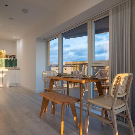 Appartement Sunset Retreat: Steps From Heathrow/Twickenham à Hounslow Extérieur photo