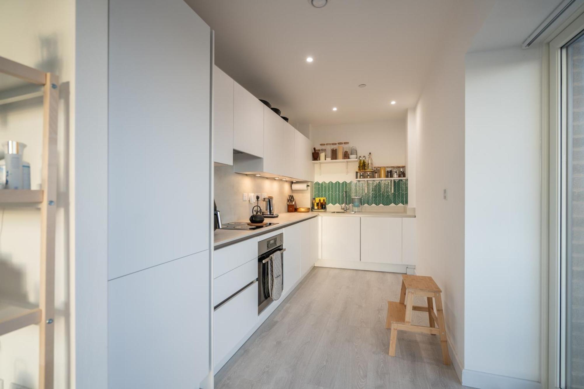Appartement Sunset Retreat: Steps From Heathrow/Twickenham à Hounslow Extérieur photo