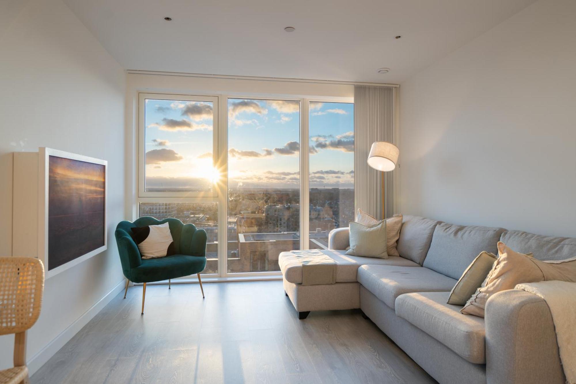 Appartement Sunset Retreat: Steps From Heathrow/Twickenham à Hounslow Extérieur photo