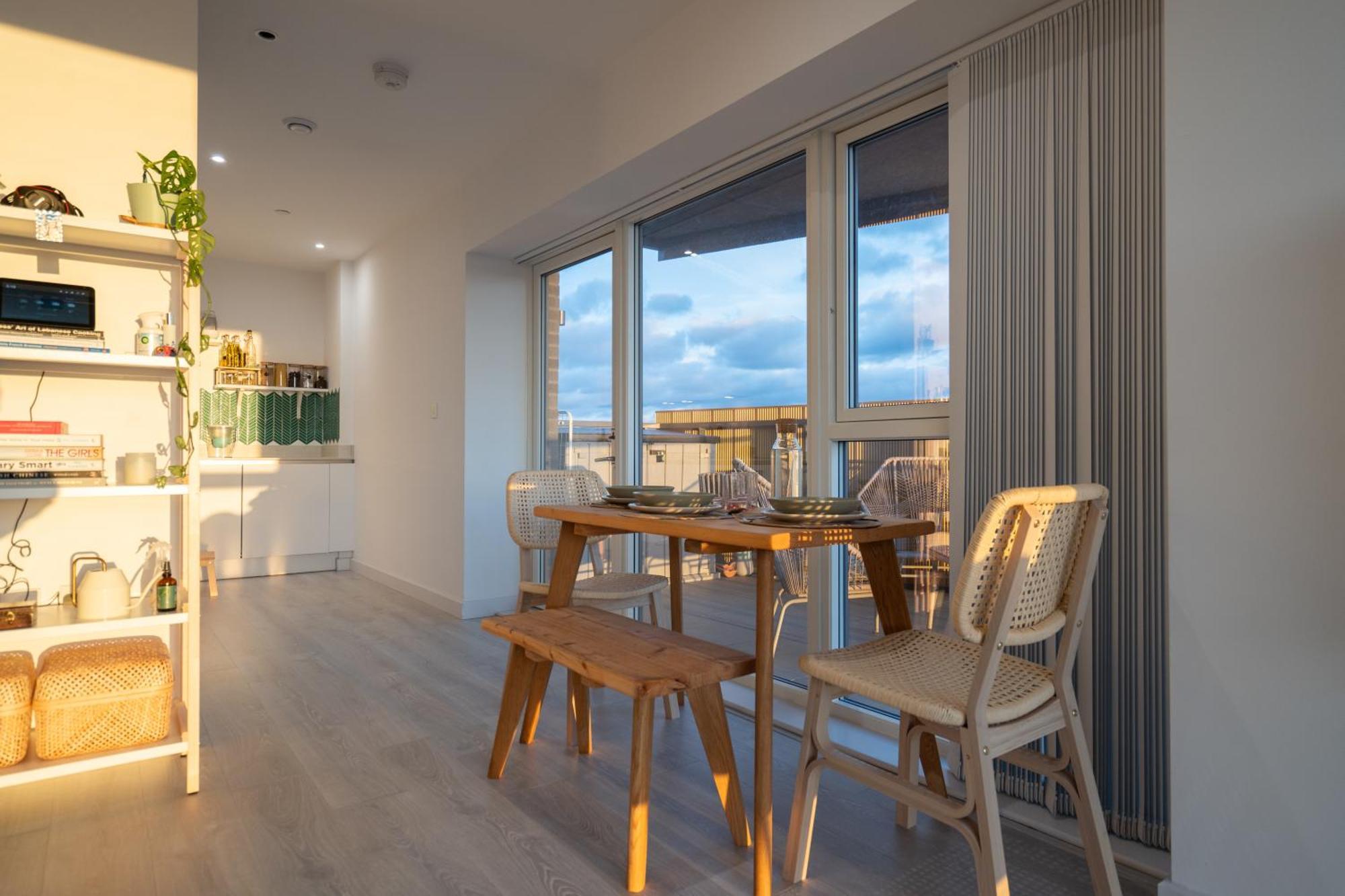 Appartement Sunset Retreat: Steps From Heathrow/Twickenham à Hounslow Extérieur photo