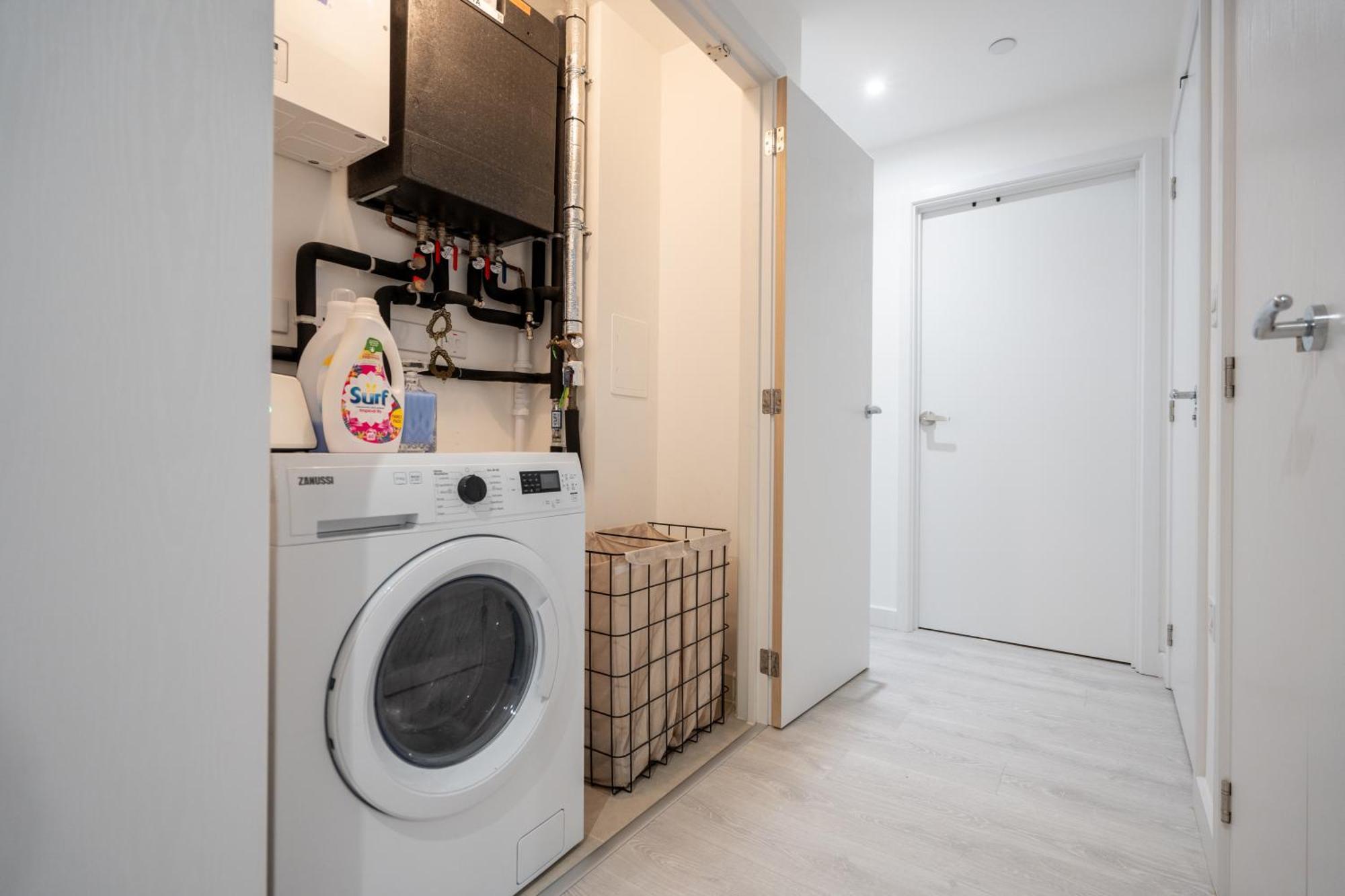Appartement Sunset Retreat: Steps From Heathrow/Twickenham à Hounslow Extérieur photo