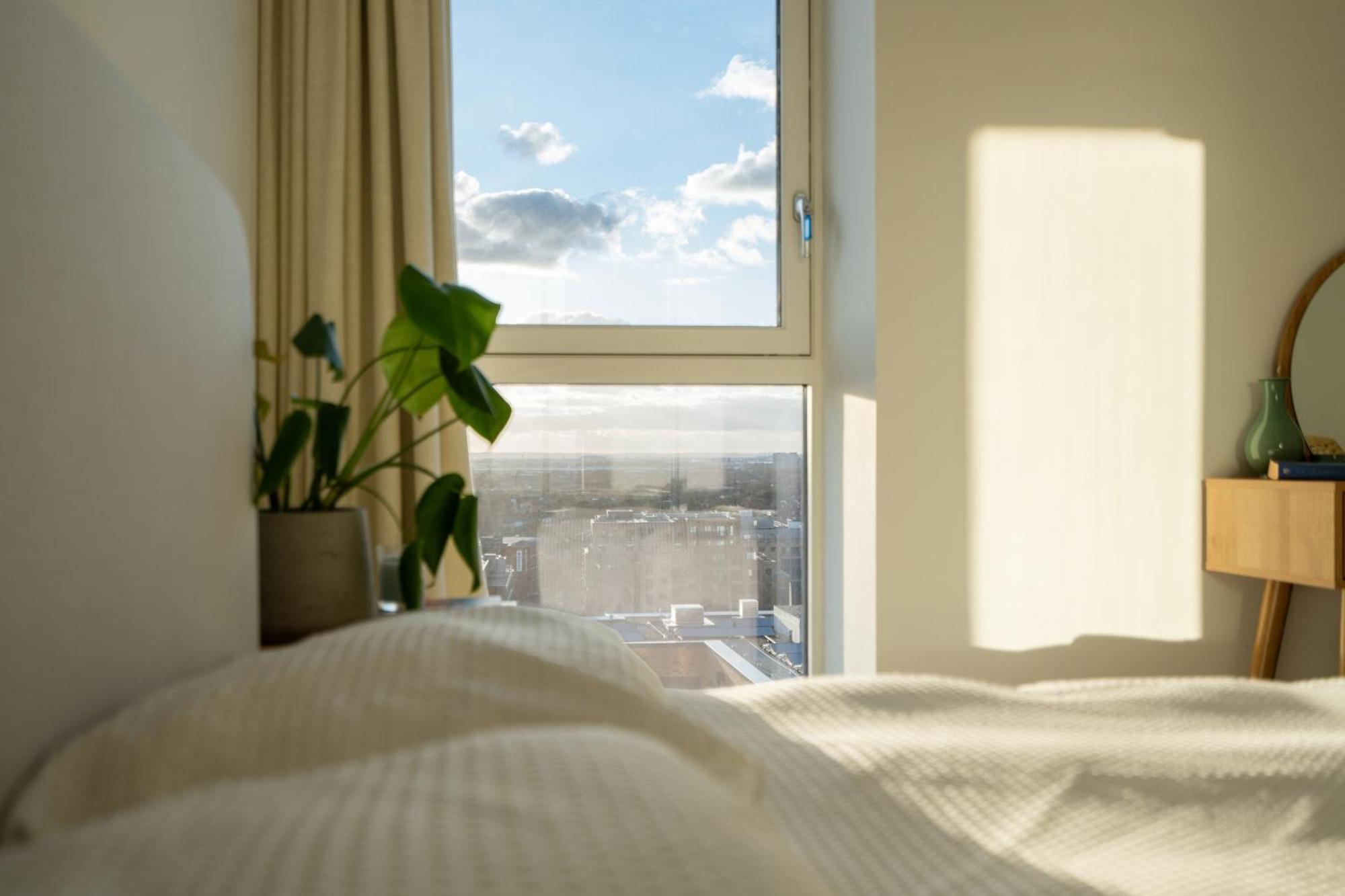 Appartement Sunset Retreat: Steps From Heathrow/Twickenham à Hounslow Extérieur photo